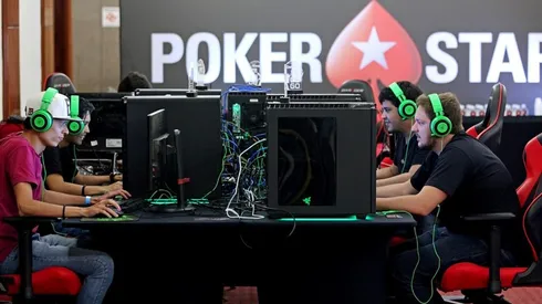 Durante uma etapa do BSOP foi instalado um stand de CS GO (Foto: Divulgação/BSOP)
