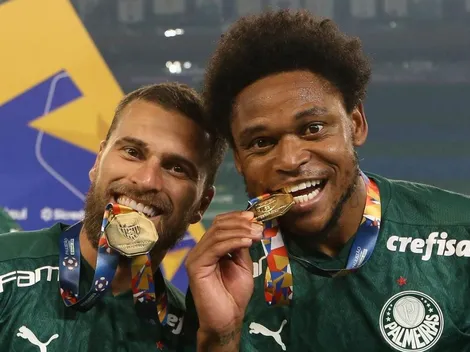 Romildo se posiciona sobre possível acerto com Luiz Adriano e Lucas Lima