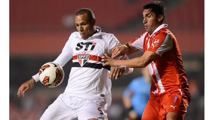 Tricolor diante da Universidad Católica, em partida pela Copa Sul-Americana de 2013 (Foto: Mauro Horita/AGIF)