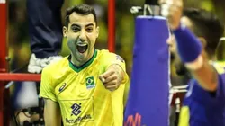 Douglas Souza do vôlei fala sobre sua orientação sexual e como começou no esporte
