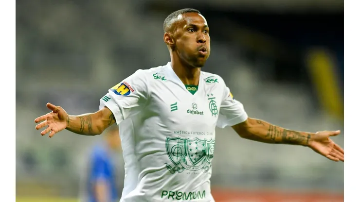 Ademir: alvo do Galo ainda para 2021 (Foto: Mourão Panda / América / Divulgação)