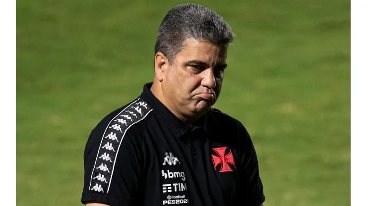 O empate diante do Náutico foi o último jogo de Marcelo Cabo pelo Vasco (Foto: Jorge Rodrigues/AGIF)