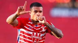 Kenedy está cada vez mais próximo do Rubro-Negro. (Foto: Fran Santiago/Getty Images)