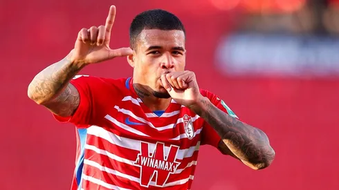 Kenedy está cada vez mais próximo do Rubro-Negro. (Foto: Fran Santiago/Getty Images)