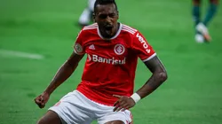 Edenilson: futuro indefinido no Colorado (Foto: Fernando Alves/AGIF)