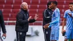Felipão e Jean Pyerre: técnico confia na qualidade do jovem (Foto: Lucas Uebel/Grêmio/Divulgação)