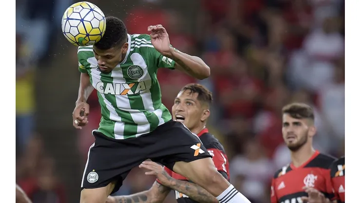 Juninho atuou pelo Coritiba. Alexandre Loureiro/Getty Images Brazil