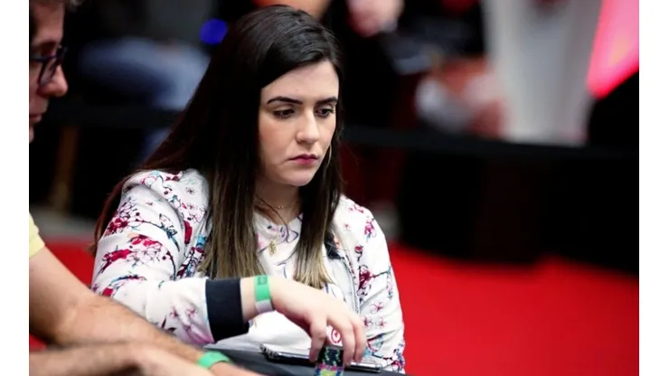 Jeniffer Ritter é gaúcha de Passo Fundo e conseguiu ótimo resultado no Sunday Million (Foto: Acervo Pessoal)