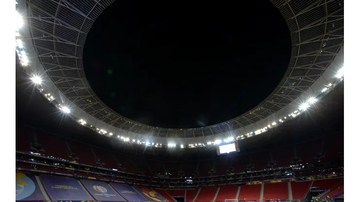 Para ter público no estádio no jogo de volta das oitavas da Libertadores, Flamengo quer "driblar" restrições e jogar em Brasília. (Foto: Getty Images)