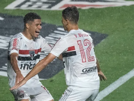 Sara na frente, inédito 3-5-2: Crespo escala São Paulo em treino contra o Racing