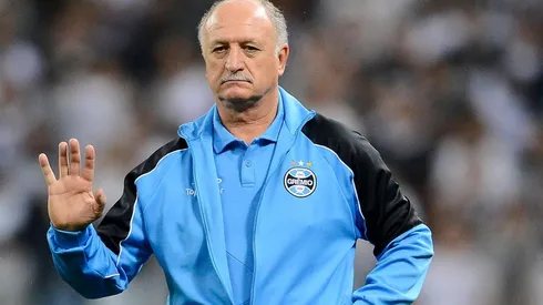 Treinador está em sua quarta passagem pelo Tricolor gaúcho (Foto: Mauro Horita/AGIF)