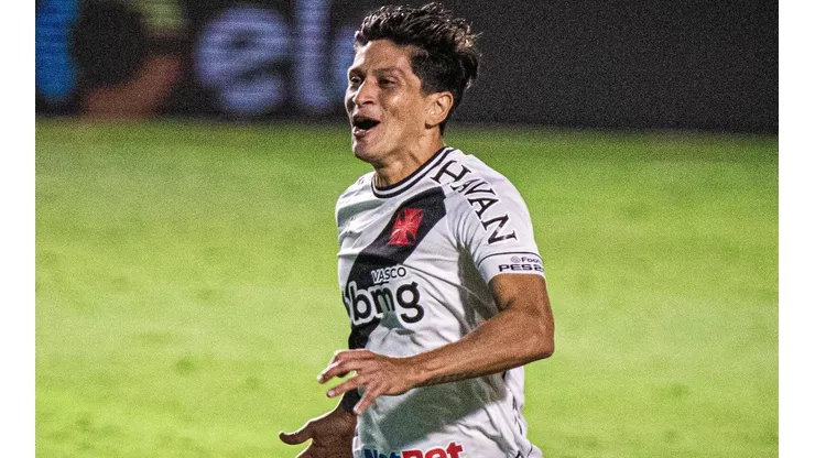 Cano: artilheiro do Vasco (Foto: Heber Gomes/AGIF)