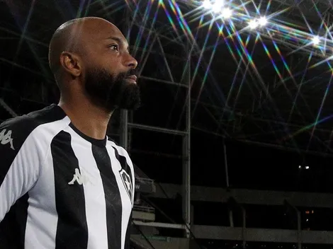 Chay preocupa DM do Bota e vira dúvida para duelo contra o Cruzeiro