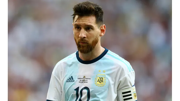 Messi marcou cinco gols em jogos contra o Brasil (Foto: Getty Images)