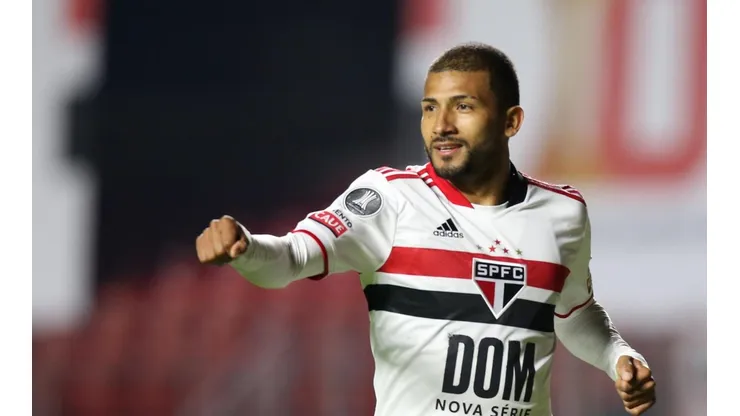 Aguirre pede e diretoria do Internacional sonda situação de Rojas, no São Paulo. (Foto: Getty Images)