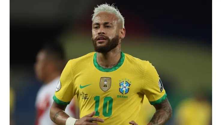 Neymar foi decisivo na vitória do Brasil sobre o Peru (Foto: Getty Images)