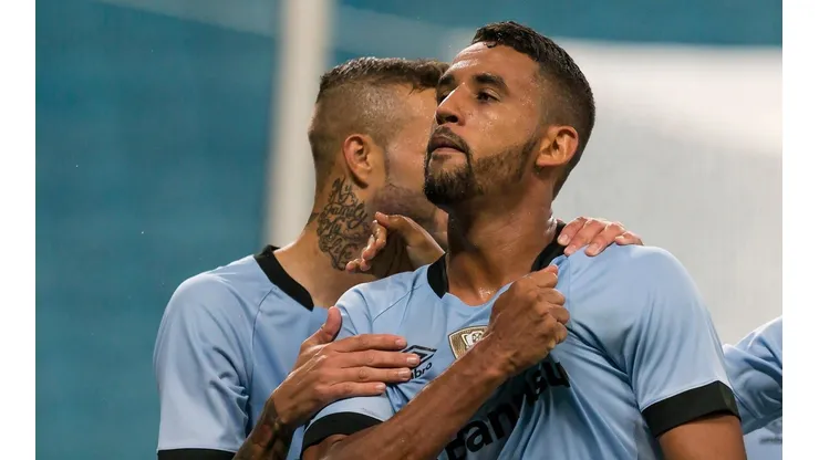 Michel desembarcou em São Januário num acordo entre Vasco e Grêmio. (Foto: Thomás Santos/AGIF)