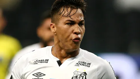 Além de Kaio Jorge, o Milan também se encantou com um das ‘crias’ de Cotia. (Foto: Diego Vara - Pool/Getty Images)