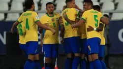 Jogadores do Brasil comemoram o gol de Lucas Paquetá (Foto: Getty Images)
