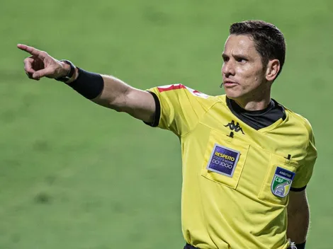 Pássaro paga geral após derrota e árbitro expõe xingamentos