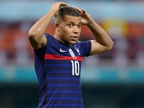 Mbappé lamenta pênalti perdido e recebe recado de Pelé