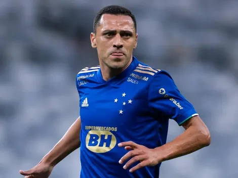 Mozart não alivia e barra turma de volantes pedidos por Conceição; Rômulo deve ser o próximo