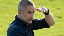 Sylvinho agora tem menos uma opção no meio-campo do Timão - Foto: Jorge Rodrigues/AGIF.