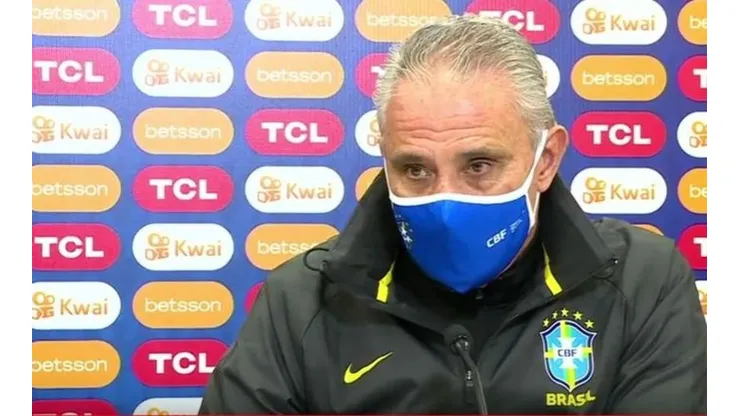 Tite revela que irá mudar escalação do Brasil para o confronto contra a Colômbia. (Foto: Getty Images)