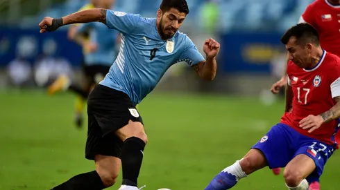 Uruguai e Chile empataram pelo placar de 1 a 1 (Foto: Getty Images)