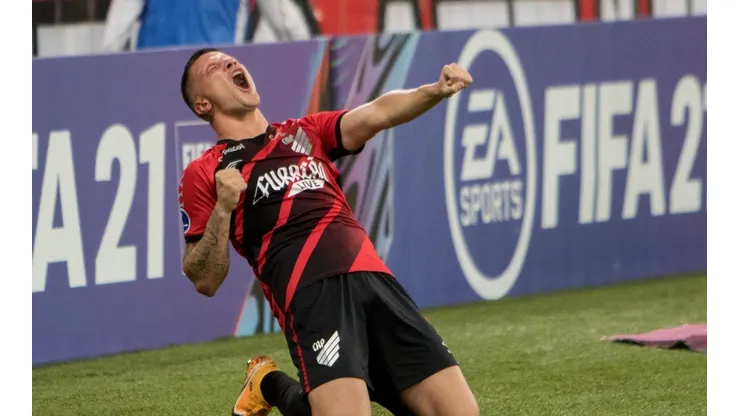 Foto: Robson Mafra/AGIF