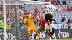 Vídeo | Gosens marca o quarto da Alemanha. Goleada em München