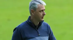 Tiago Nunes está pressionado após os recentes resultados negativos - Foto: Pedro H. Tesch/AGIF.