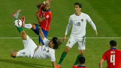 Chile e Bolívia em campo pela Copa América de 2015 (Foto: Felipe Fredes Fernandez/Agencia Uno/AGIF)