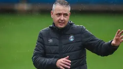 Tiago Nunes não vai aproveitar o jovem - Foto: Lucas Uebel/Flickr Oficial do Grêmio/Divulgação.