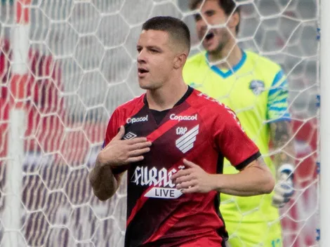 Corinthians cresce o olho em Kayzer e arquiteta plano que envolve volante como parte do pagamento