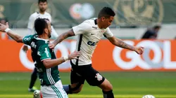 Palmeiras e Corinthians, em campo pelo Brasileirão de 2016 (Foto: Daniel Vorley/AGIF)