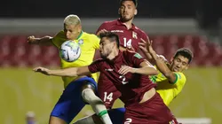Brasil e Venezuela se enfrentam neste domingo (13), pela estreia da Copa América (Foto: Getty Images)