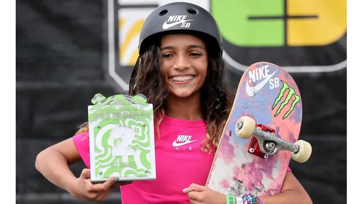 Rayssa Leal tem apenas 13 anos e é um sucesso mundial no skate