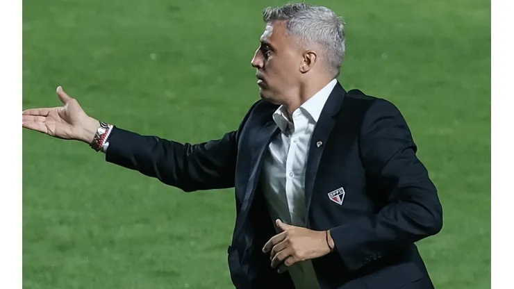 Crespo aprovou a atuação do jogador - Foto: Marcello Zambrana/AGIF.