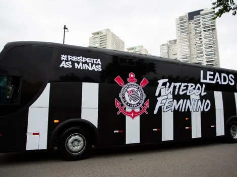 Ônibus do Corinthians é apreendido por falta de pagamento