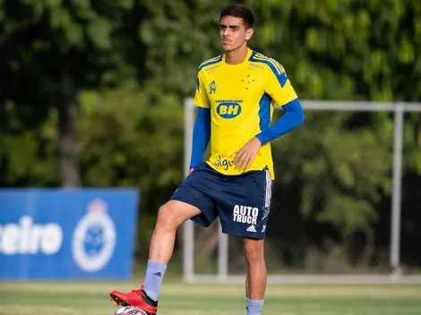 Wéverton assume a zaga e Conceição altera meio-campo diante da Juazeirense