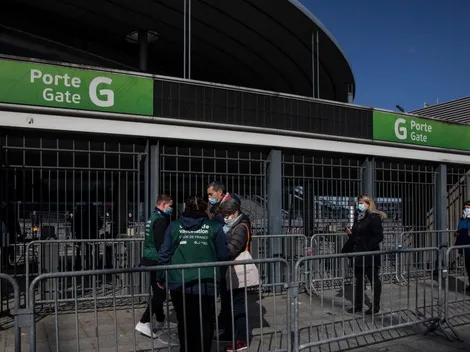 Stade de France tem volta de público em uma partida pela primeira vez desde o início da pandemia