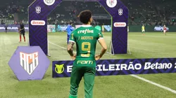 Felipe Anderson sendo apresentado pelo Palmeiras ganha apoio de Endrick. Foto: Cesar Greco/ Palmeiras/ Flickr