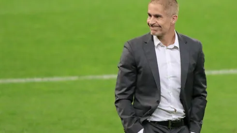 Treinador concedeu entrevista coletiva depois da vitória sobre o América-MG (Foto: Marcello Zambrana/AGIF)