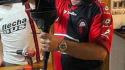 Torcedor serviu vinho às cinzas do avô (Foto: Reprodução)