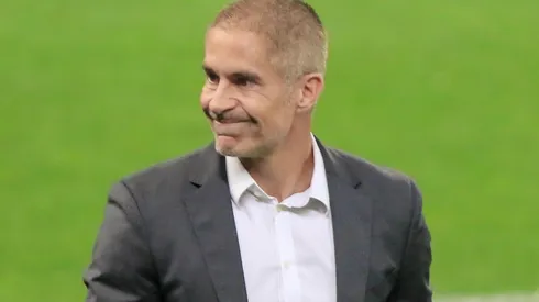 Sylvinho vem sendo criticado pelos torcedores - Foto: Marcello Zambrana/AGIF.