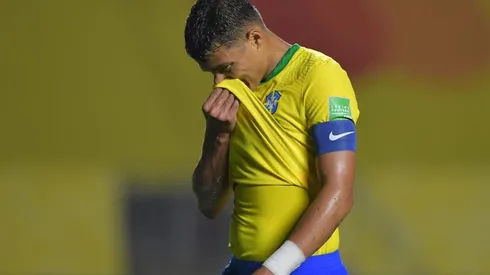 Thiago Silva, lesionado, é baixa contra o Equador