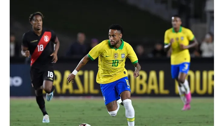 Seleção brasileira deverá ter oito mudanças na equipe titular contra o Equador em relação ao último jogo. (Foto: Getty Images)