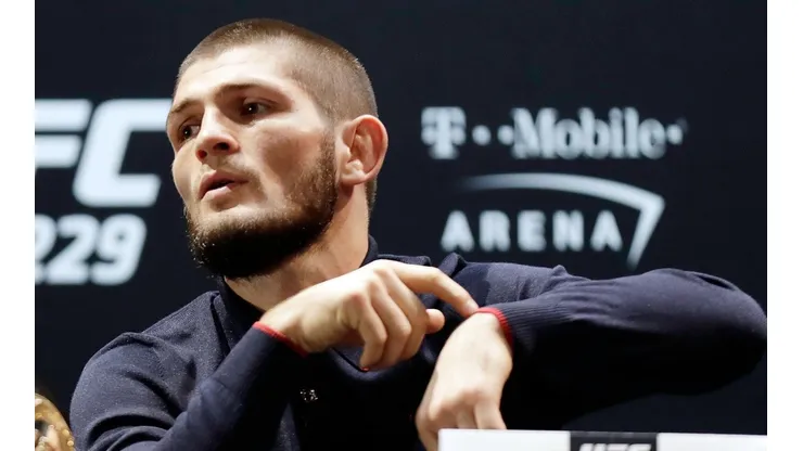 Charles "Do Bronx" não será o campeão por muito tempo, segundo o russo (Foto: Getty Images)