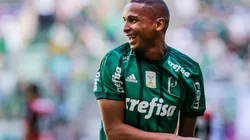 Deyverson marcou os gols da última vitória do Palmeiras sobre o Flamengo (Foto: ALE CABRAL/AGIF)